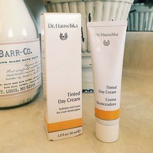 Luxury Dr. Hauschka Tinted Day Cream